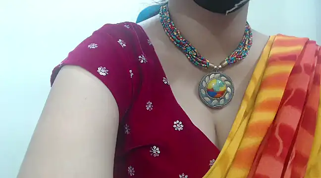 Snapshot of Lovely_Siri_23 chatting on 02/01/25, 03:39 Lovely Siri 23 online show from 02/01/25, 03:39