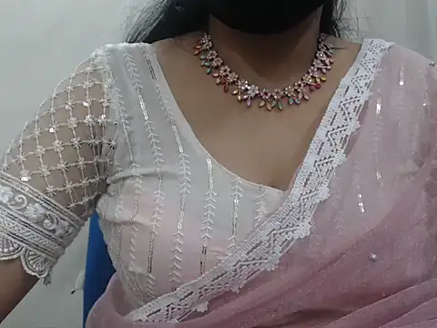 Lovely Siri 23 online show from 02/04/26, 05:57