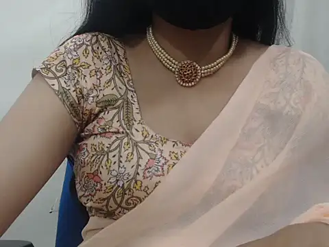 Lovely Siri 23 online show from 02/06/26, 06:33