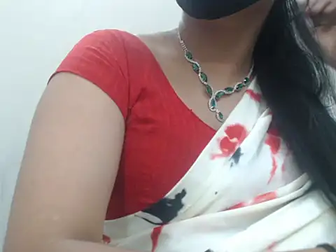 Snapshot of Lovely_Siri_23 chatting on 05/08/26, 11:48 Lovely Siri 23 online show from 05/08/26, 11:48
