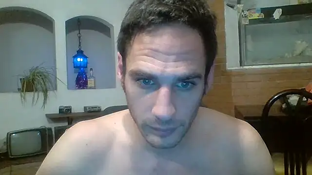 Snapshot of Stevenson988 chatting on 10/18/25, 05:32 Stevenson988 online show from 10/18/25, 05:32