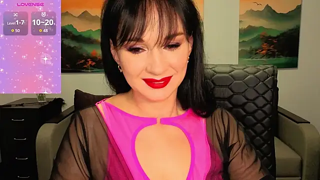 Snapshot of Sofia_Ford chatting on 11/18/25, 07:35 Sofia Ford online show from 11/18/25, 07:35