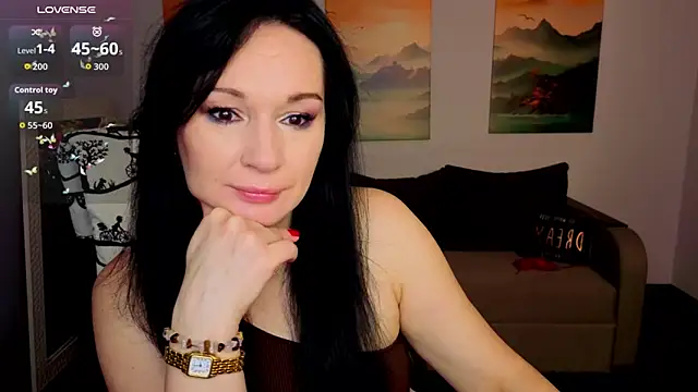 Sofia Ford online show from 04/15/26, 12:34