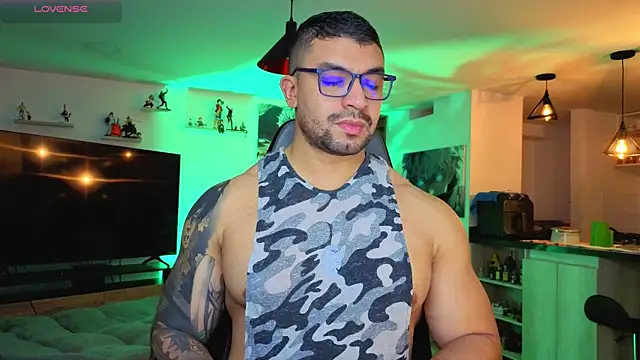 Michael Diamond online show from 10/28/25, 02:59