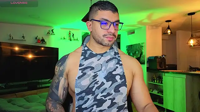 Michael Diamond online show from 10/30/25, 01:51