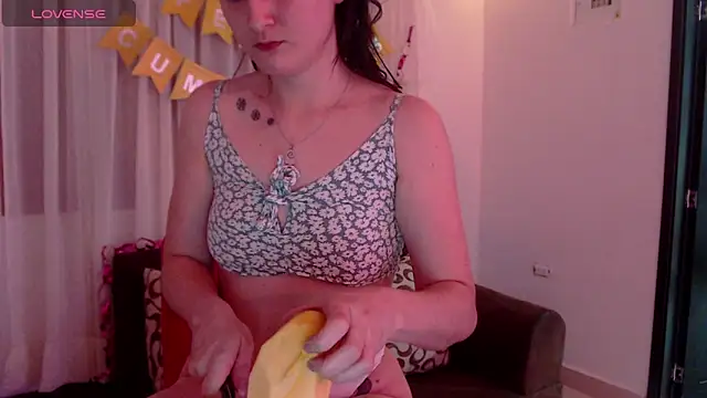 AlissonnFoxx online show from 02/23/25, 01:57