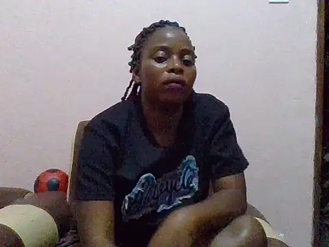 sweetbabra1 online show from 04/15/26, 02:46