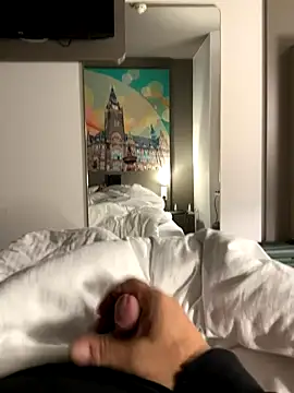 neugrg online show from 10/06/25, 10:07