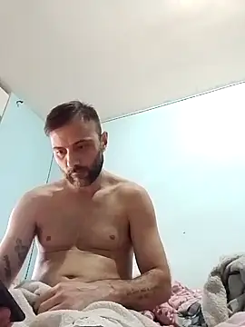 coppiasenzacensura online show from 10/28/25, 10:19