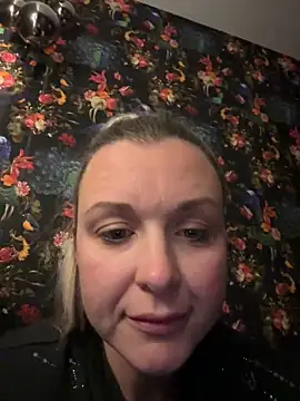 Bella-Tight online show from 02/09/26, 08:46