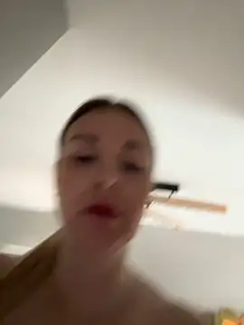 Bella-Tight online show from 03/17/26, 08:06