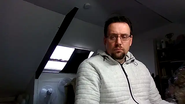 rdewaard81 online show from 11/25/25, 02:06