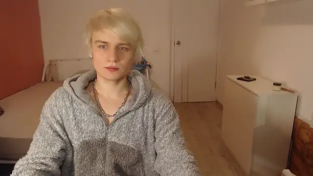 Oliver sweet  online show from 01/06/26, 01:20