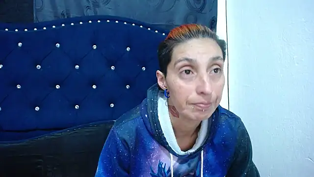 Snapshot of anyu1306 chatting on 12/13/24, 10:08 anyu1306 online show from 12/13/24, 10:08