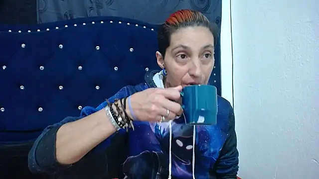 Snapshot of anyu1306 chatting on 12/14/24, 03:18 anyu1306 online show from 12/14/24, 03:18