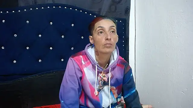 Snapshot of anyu1306 chatting on 02/12/25, 07:44 anyu1306 online show from 02/12/25, 07:44