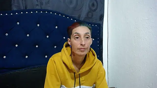 Snapshot of anyu1306 chatting on 02/17/25, 09:13 anyu1306 online show from 02/17/25, 09:13