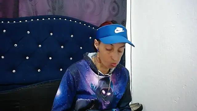 Snapshot of anyu1306 chatting on 02/19/25, 06:10 anyu1306 online show from 02/19/25, 06:10