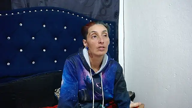 Snapshot of anyu1306 chatting on 02/20/25, 02:40 anyu1306 online show from 02/20/25, 02:40