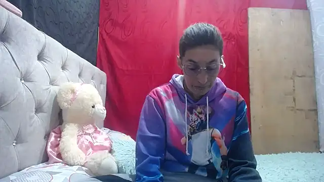 Snapshot of anyu1306 chatting on 11/08/25, 08:18 anyu1306 online show from 11/08/25, 08:18