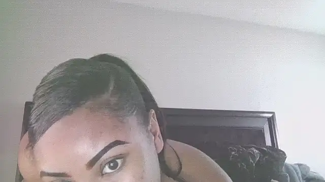 Snapshot of creamdreammmm chatting on 10/07/25, 03:36 creamdreammmm online show from 10/07/25, 03:36