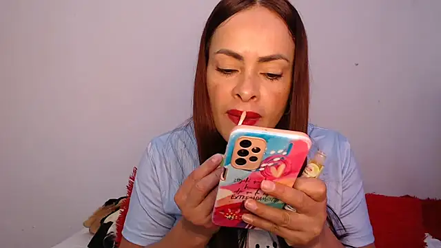 susana07 online show from 11/10/25, 12:04