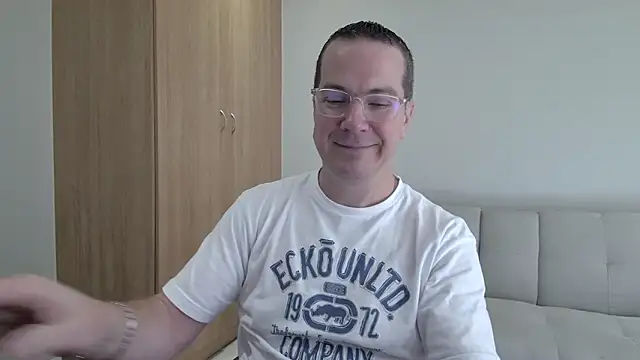 BrettJ81 online show from 05/01/26, 11:59