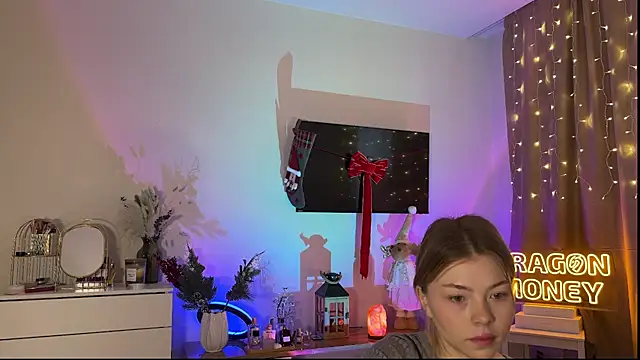 Aliceimhorny online show from 12/03/24, 08:49