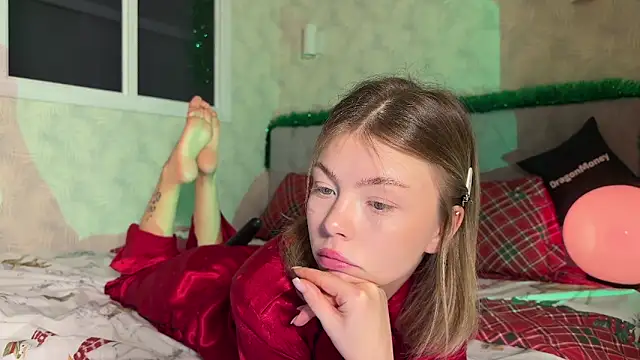 Aliceimhorny online show from 12/26/24, 03:20