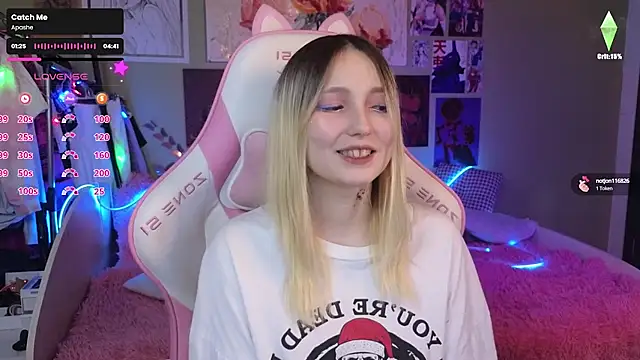 Evie Ro online show from 12/14/24, 06:56