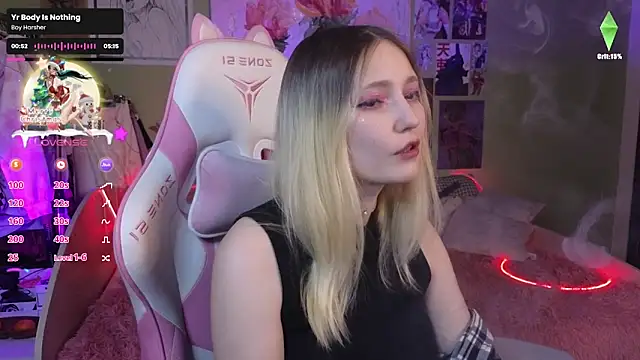 Evie Ro online show from 12/21/24, 09:47