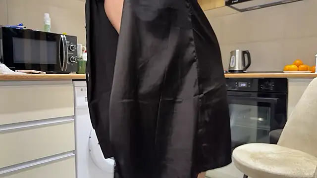 Snapshot of mommy_nadin chatting on 02/04/26, 04:13 mommy nadin online show from 02/04/26, 04:13