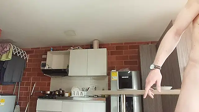 warrenkener online show from 10/15/25, 06:41