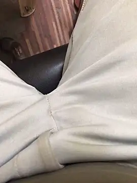 u wan me online show from 02/25/25, 12:55