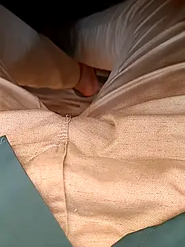 u wan me online show from 11/04/25, 07:29