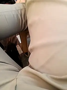 u wan me online show from 04/13/26, 07:36