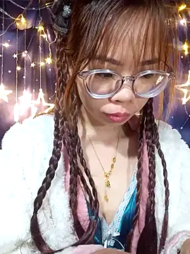   Mai-love19   online show from 02/07/26, 10:46