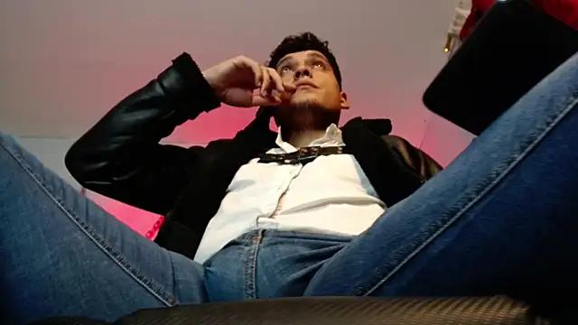 dom2travelersss online show from 01/16/26, 11:42