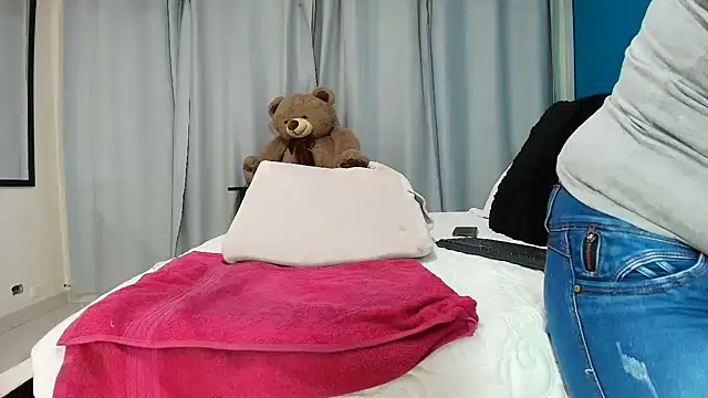 natalia23 online show from 10/22/25, 09:58