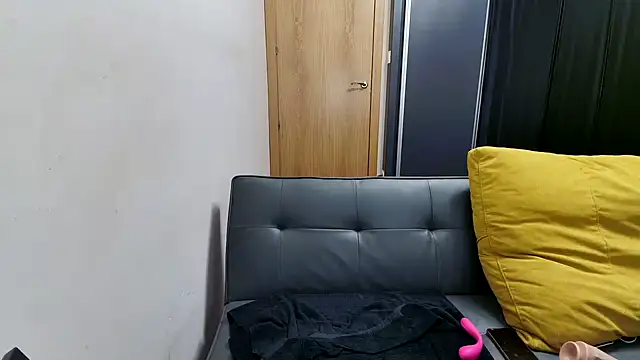 Lustylia online show from 02/11/25, 04:13