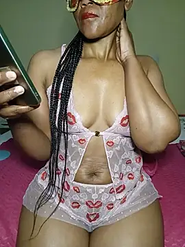 Snapshot of BabySweetDee chatting on 06/18/26, 08:47 BabySweetDee online show from 06/18/26, 08:47