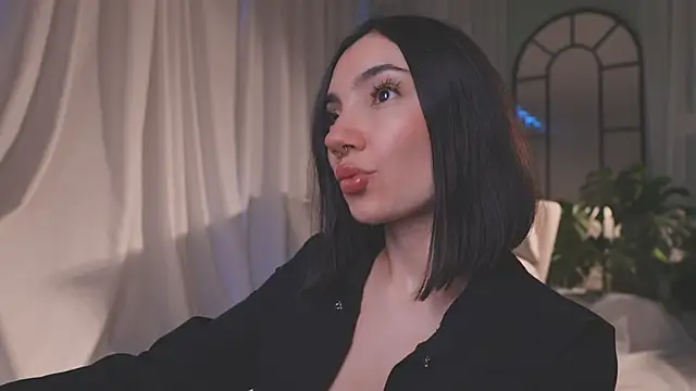 AmyArmstrong online show from 02/02/26, 11:03