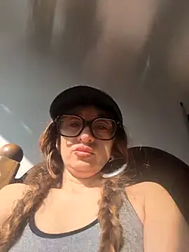 xgabyenlalunax online show from 02/28/25, 04:20