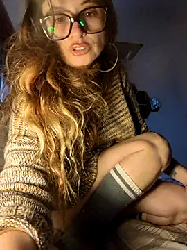 xgabyenlalunax online show from 03/21/25, 04:40