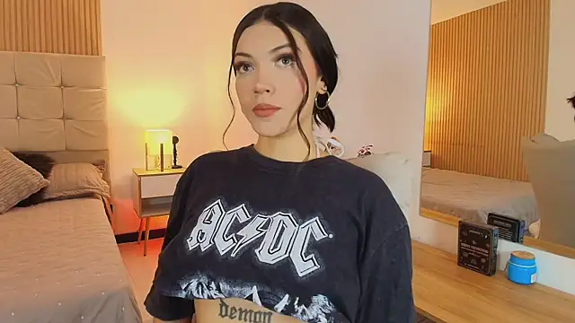 Baby Venuss online show from 03/19/26, 03:32