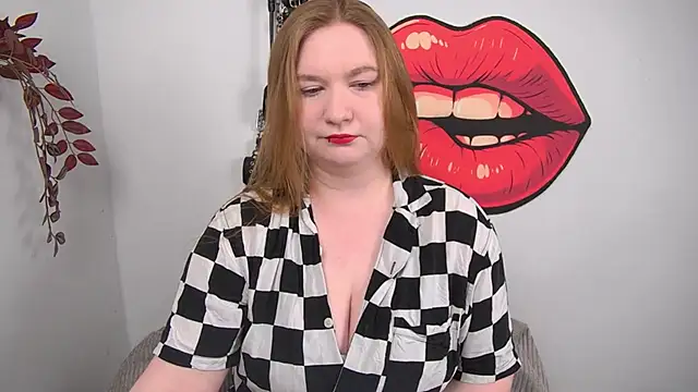 LaraDream online show from 04/08/26, 04:18