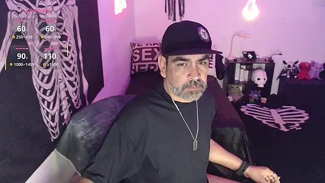 Snapshot of soyelcarlitos_ chatting on 06/08/26, 07:42 soyelcarlitos online show from 06/08/26, 07:42