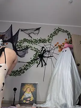 Silvia Santorskii online show from 10/27/25, 09:35