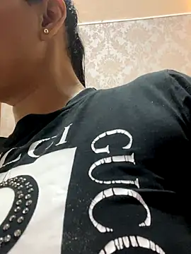 sofia xxx02 online show from 11/21/25, 12:04