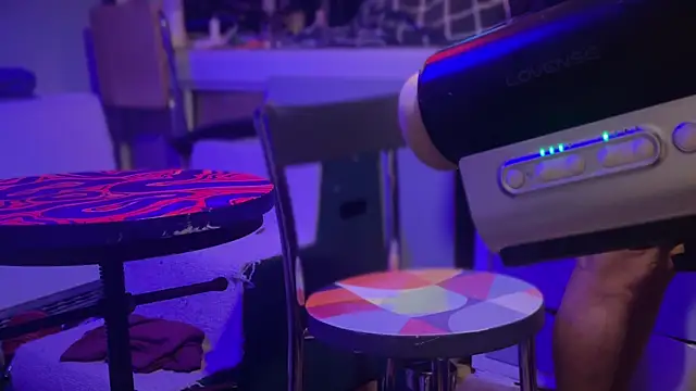 McPherson72 online show from 09/30/25, 03:44